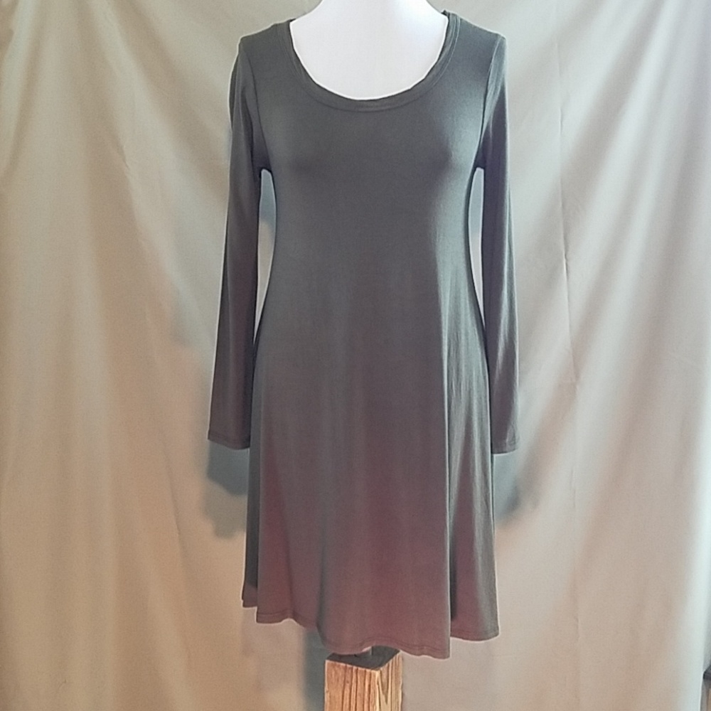 EUC. TMG Swing Dress, knee length.